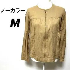 ノーカラージャケット　アウター　春　ベージュ　ブルゾン　ジャンパー　M