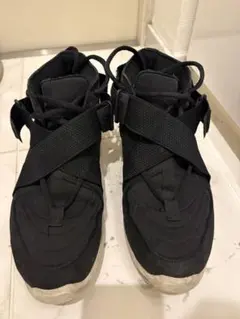 FEAR OF GOD × Nike Air Fear Of God Raidのサムネイル