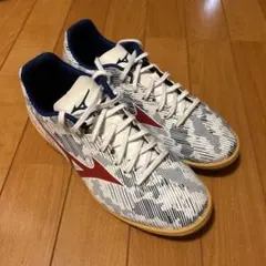 MIZUNO フットサルシューズ ホワイト レッド
