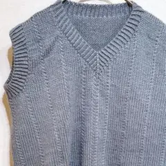 グレー Vネック ニットベスト 袖なし 無地 ケーブル セーター