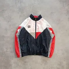 umbro 古着90s アンブロ ナイロンジャケット刺繍ダイヤテープロゴM530