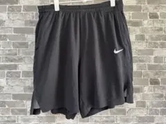 【海外古着】 NIKE DRI-FIT メッシュバスケットボールハーフパンツのサムネイル