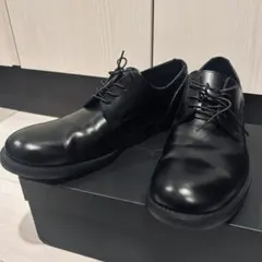 Yohji Yamamoto シャイニーガラスレザープレーントゥシューズのサムネイル