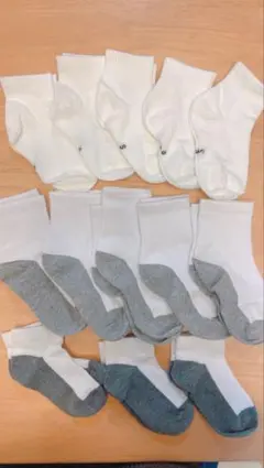キッズ靴下 13足セット ホワイト３-８歳用