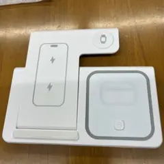 3 in 1ホワイト　高速ワイヤレス充電器スタンド 折りたたみ式充電ステーション
