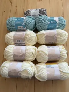 DAISO ブランケットヤーン　アイボリー　毛糸　カラフルモール