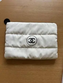 CHANEL キルティングポーチ ホワイト