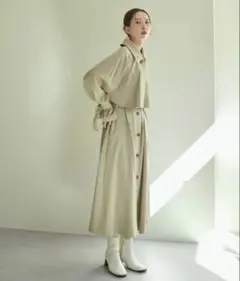 natural conture トレンチコートのサムネイル