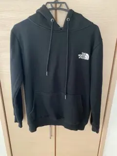 メンズ　パーカー　黒　Mサイズ