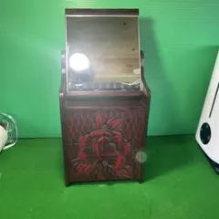 Item thumbnail for item 5e8cdc8d-facb-47e9-abda-77fd09cfc40e