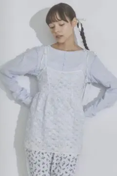 メリージェニー　メローアイレットカットtops 水色のサムネイル