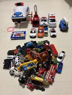 車のおもちゃセット！レスキュー車/はたらくくるまミニカーおまけ付き！知育絵カード