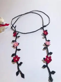トルコのオヤ刺繍ラリエット