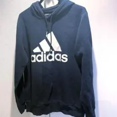 adidas SPORT ESSENTIALS ブラックパーカー