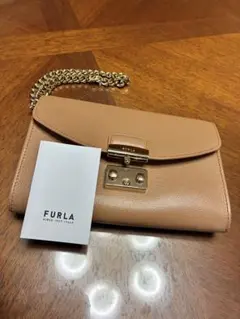 FURLA ブラウンベージュ レザー クラッチバッグ
