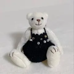 ハンドメイド　作家様　アーティストテディベア　ホワイト　くまさん　ぬいぐるみ