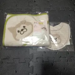 【新品・未開封】ポプキンズベビー ハチ公のおくるみとスタイ　おまけ付き