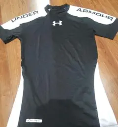 UNDER ARMOUR　コンプレッションウェア　黒/白