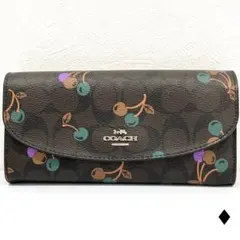 コーチ　シグネチャー　チェリー　フラップ　ジップ長財布　ブラウン