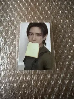 ATEEZ ヨサン 食パン トレカ　outlaw