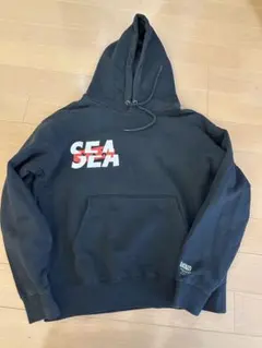 コラボ限定！WINDANDSEA GODSELECTION XXXパーカー M