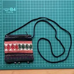 ラオス モン族風のミニポシェット