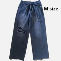 ブラック　ダメージデニム