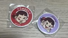 不二家 ペコちゃん 缶バッジ 2種セットのサムネイル