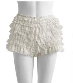 フリル ホワイト ショートパンツ
