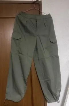 ユニクロ　カーゴパンツ