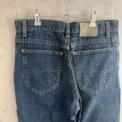 Item thumbnail for item c77e2850-b7c0-40e0-8bae-e6aa4f3c8805