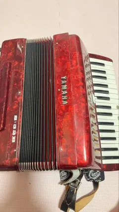 YAMAHA アコーディオン S-32B 赤のサムネイル