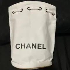 CHANEL ホワイト ドローストリングバッグ