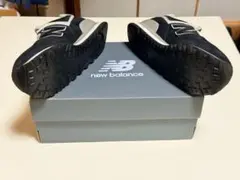 New Balance 574 Classic ネイビーのサムネイル