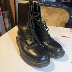 Dr.Martens 1490 10ホール英国製 Made in Englandのサムネイル
