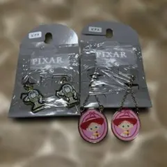 ピクサーキャラクター ピアス(バズ・ライトイヤー&ジェシー)2個セット！
