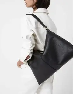 オールセインツ ブラック レザーショルダーバッグ