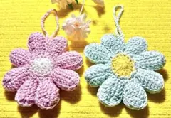 ハンドメイド♡ぷっくりデイジーチャーム♡2個セット
