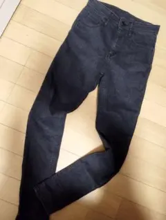 黒　スキニーパンツ　カラーデニム　ボトムス　XS　キッズでも