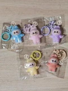 ラブブlabubuキーホルダーセット５個