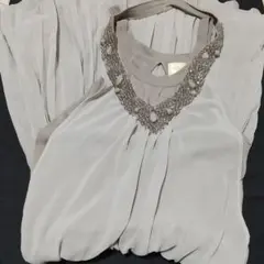 Re.Verofonna ヴェロフォンナ ドレス ワンピース グレージュのサムネイル