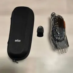【新品】BRAUN シェーバー用 旅行用ケース、充電器 クリーニングブラシのサムネイル