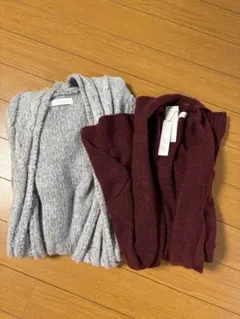 CECIL McBEEグレーとボルドーニットカーディガンの2点セット