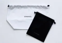 シャネル 巾着型 ポーチ　ホワイト　ブラック　ノベルティ　CHANEL ポーチ