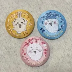 ちいかわ 刺繍缶バッジビスケット２　ハチワレ　うさぎ