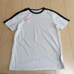 NIKE DRI-FIT 半袖Tシャツ ホワイト×ブラック　150sizeのサムネイル