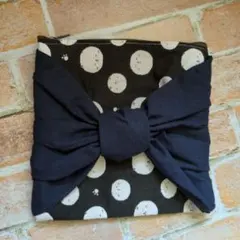 ハンドメイド 水玉模様 リボンポーチ　猫柄