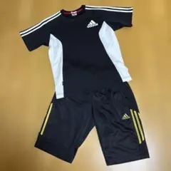 adidas ジュニア用 Tシャツ&ハーフパンツ ジュニアSサイズ！