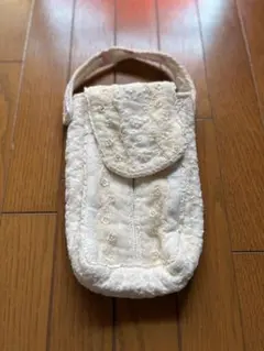 Item thumbnail for item a9e63fd6-960a-4787-8367-6c520d0a9af6