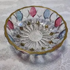昭和レトロ 花びら模様のガラスボウル